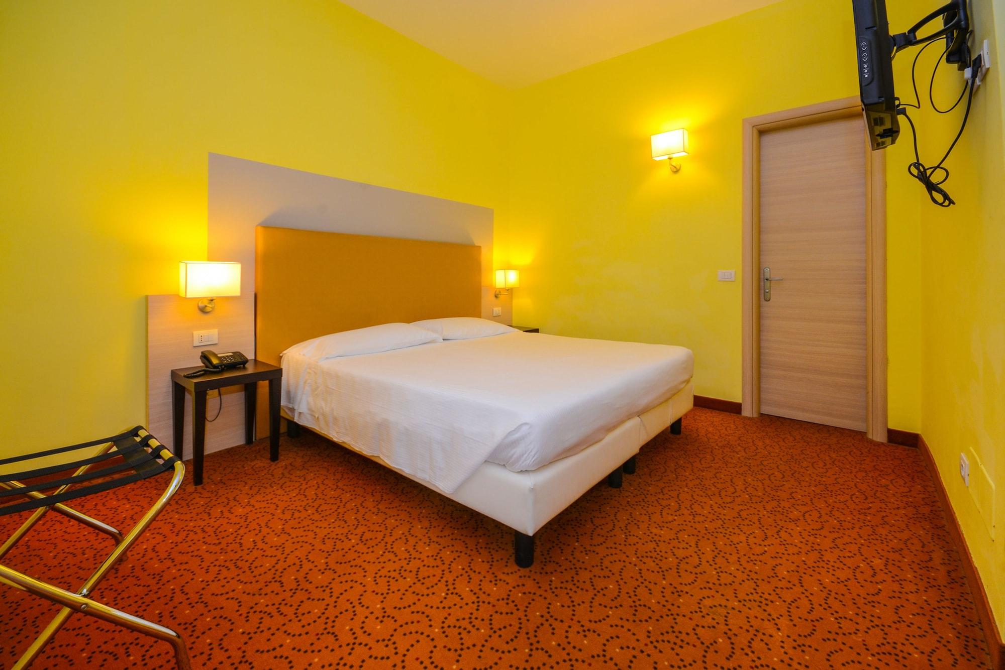 Regal Hotel Brescia Exterior foto